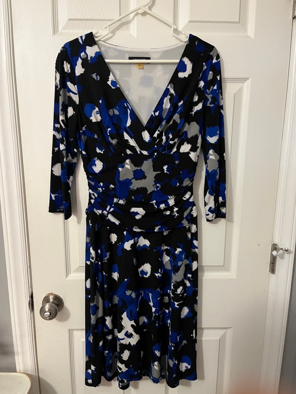 Nine West Black, Royal Blue & White Printed V-Neck Long-Sleeve Dress